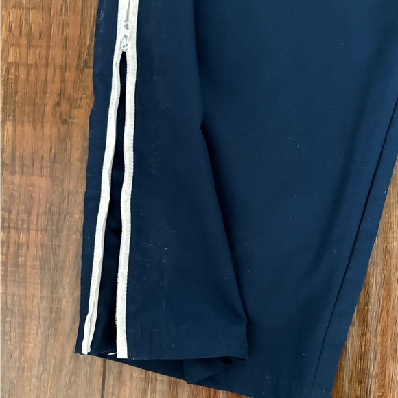Adidas Men’s Dark Blue Joggers with White Stripes Side Pockets Zippers Size 2XL - Picture 4 of 5